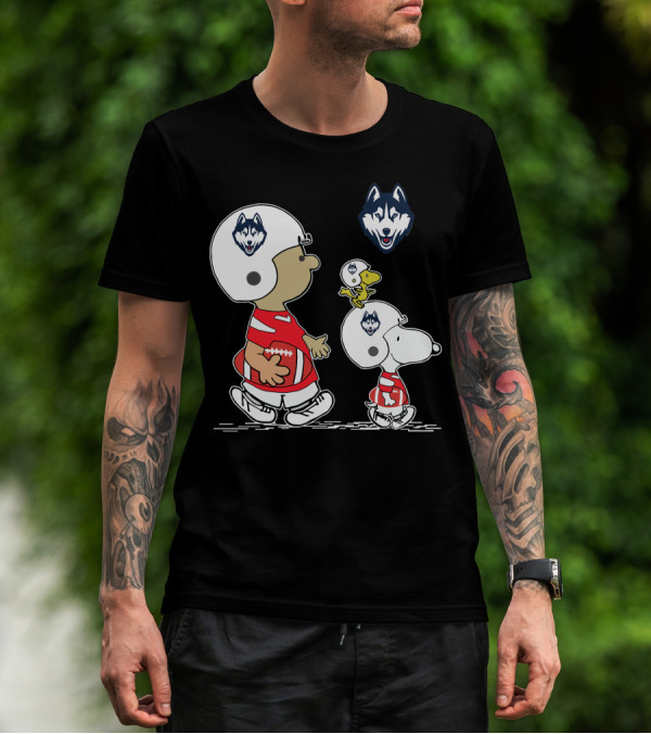 Connecticut Huskies Snoopy Football Team Pals T-Shirt