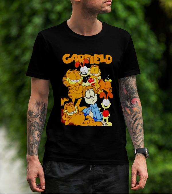 Garfield And Friends Cartoon Characters Reunion T-Shirt