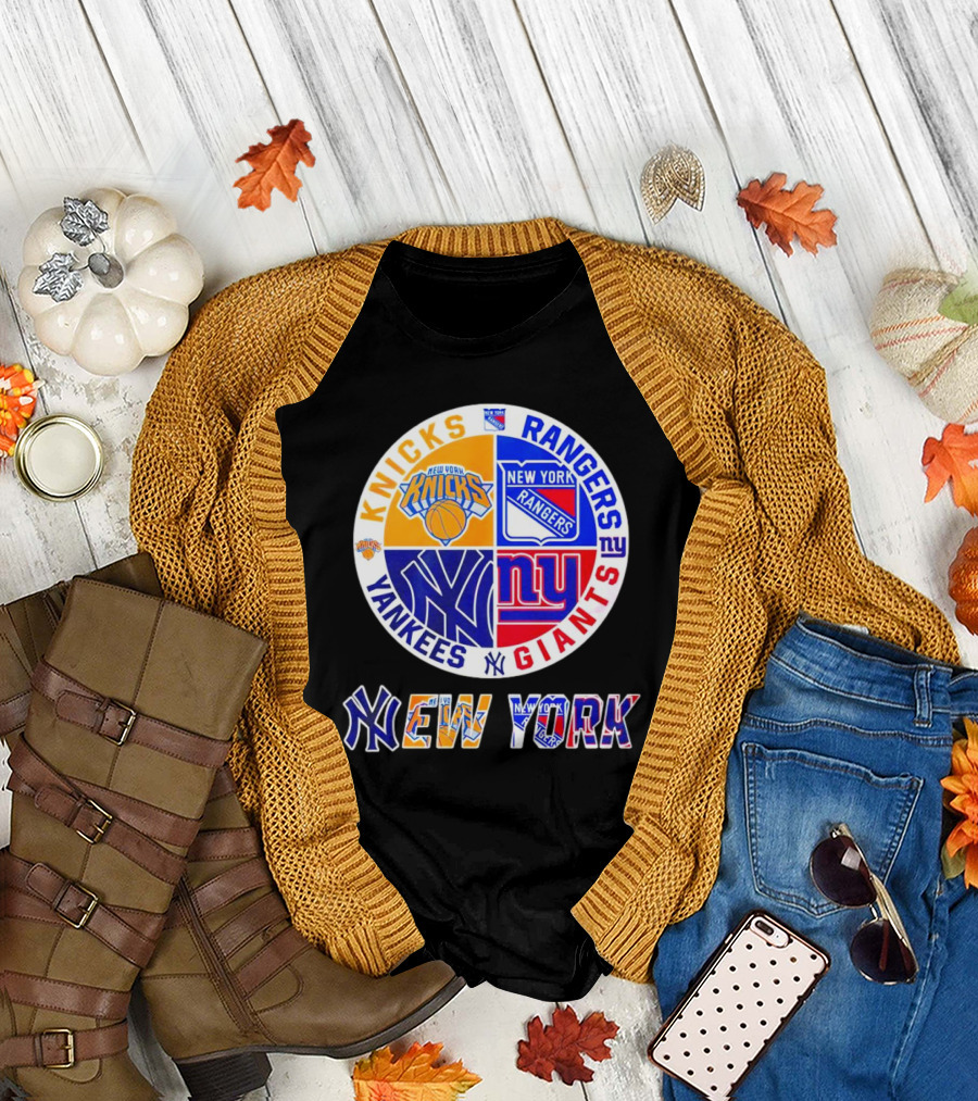 Knicks Rangers Yankees Giants New York Sports Logos Collection T-Shirt