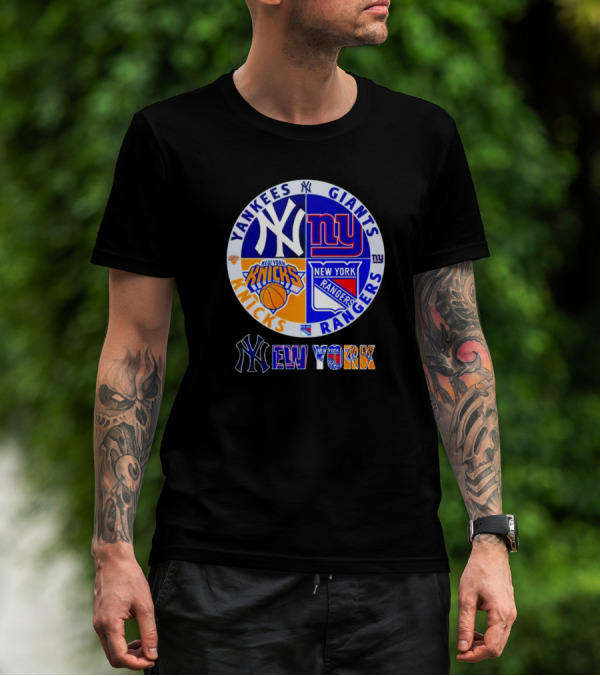 Yankees Giants Knicks Rangers New York T-Shirt