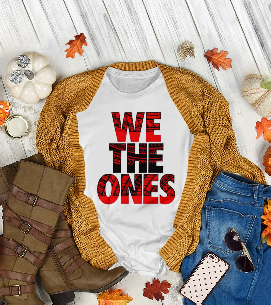Usos We the Ones Tribal Pattern Text T-Shirt