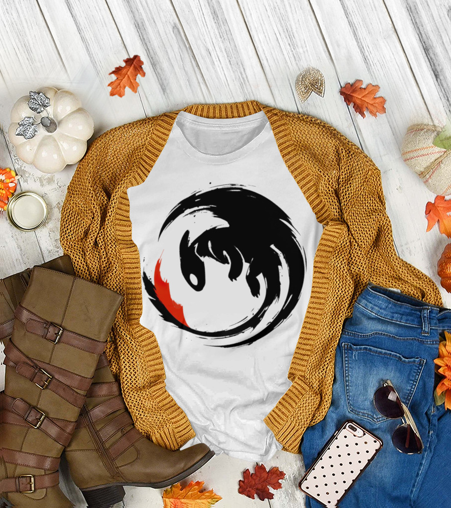 Toothless Night Fury Dragon Ying Yang T-Shirt