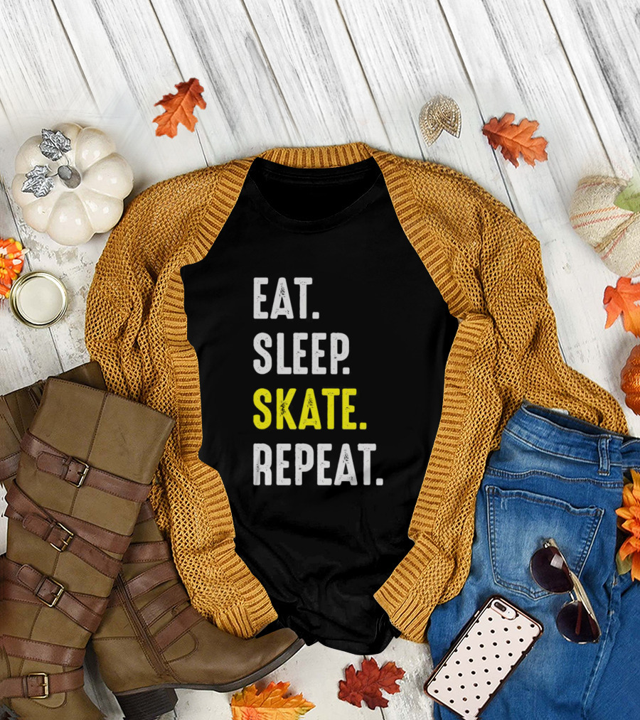 Eat Sleep Skate Repeat Classic Lifestyle Phrase T-Shirt