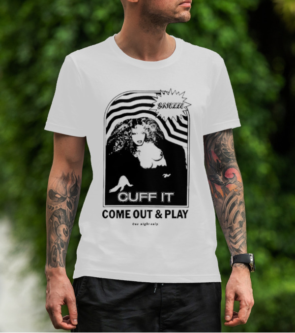 Giselle Cuff It Come Out And Play Beyhive One Night Only T-Shirt