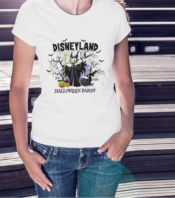 Disneyland Maleficent Donald Halloween Party Est 1928 T-Shirt