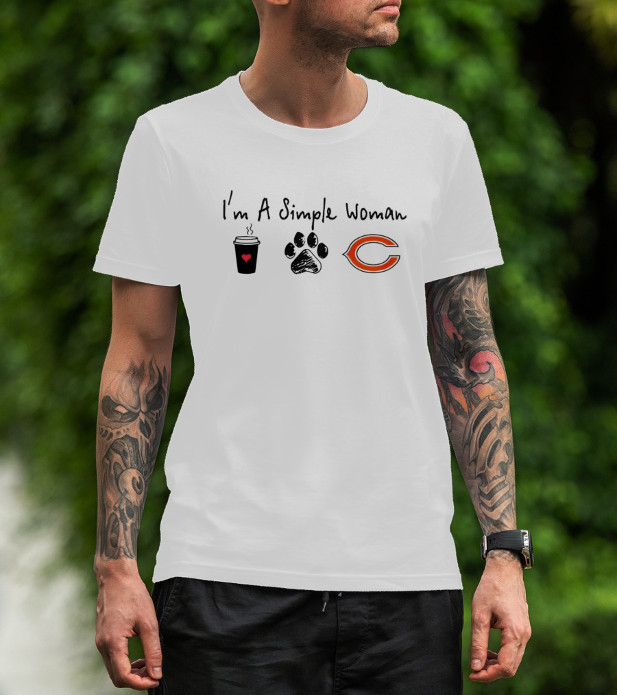 I’m A Simple Woman I Like Coffee Paw And Chicago Bears T-Shirt