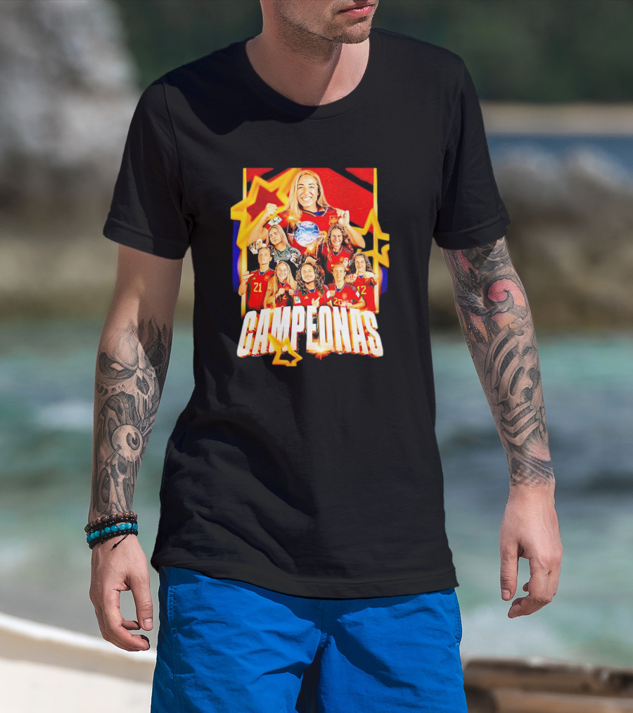 Real Madrid C.F. Campeonas Del Mundo Celebrating Victory With Stars And Smiling Athletes T-Shirt