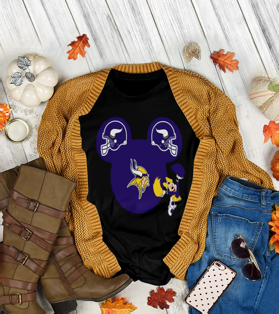 Minnesota Vikings Mickey Mouse Helmets T-Shirt