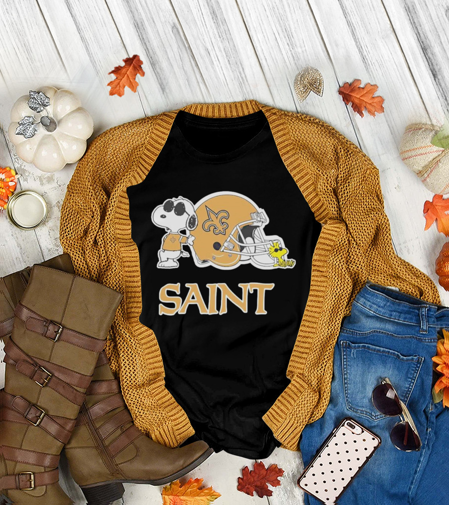 Snoopy Woodstock New Orleans Saints Helmet NFL Saint T-Shirt