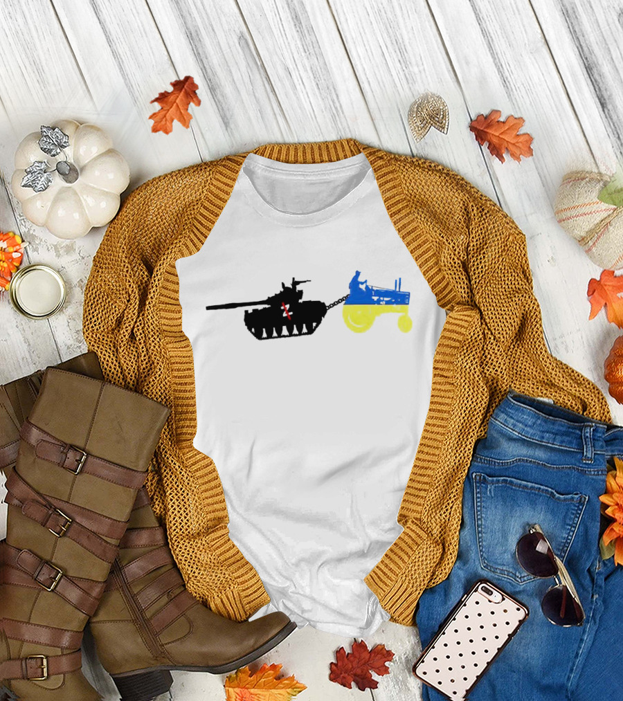 Ukrainian Tractor Parade Tank Tug in Blue and Yellow T-Shirt