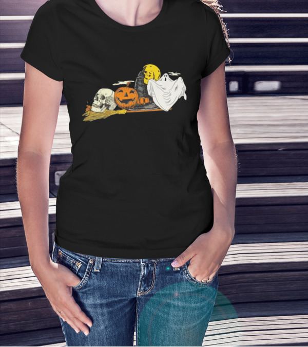 SpooKY Halloween Vintage Skull Pumpkin Ghost Witch Hat Moon Scene T-Shirt
