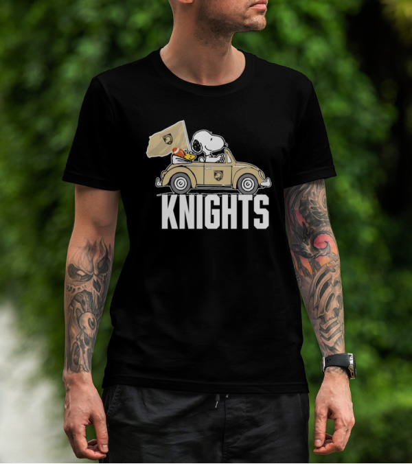 Snoopy And Woodstock Driving Car Army Black Knights Flag T-Shirt