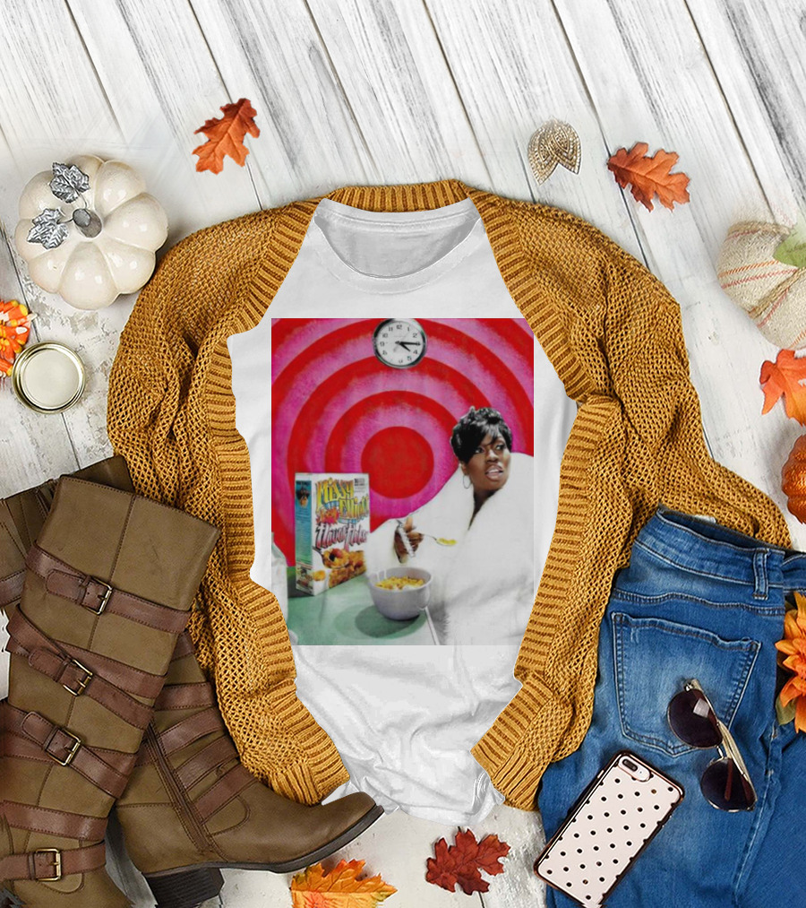 Missy Elliott Flav•O•Fleks Cereal with Red Spiral Clock Background T-Shirt