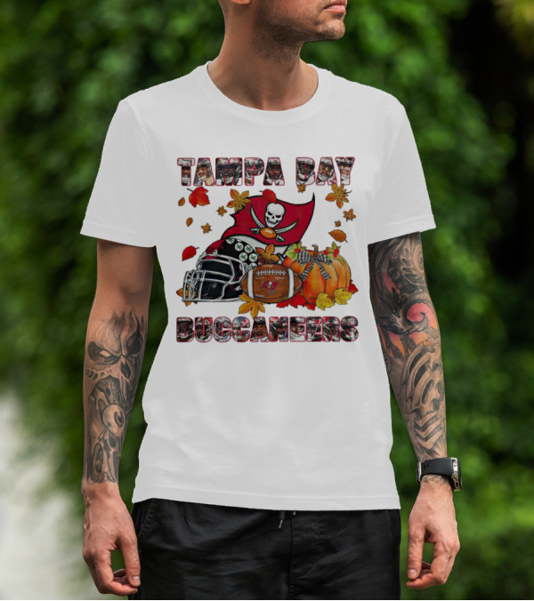 Tampa Bay Buccaneers Helmet Pumpkin Fall Football Leaves T-Shirt