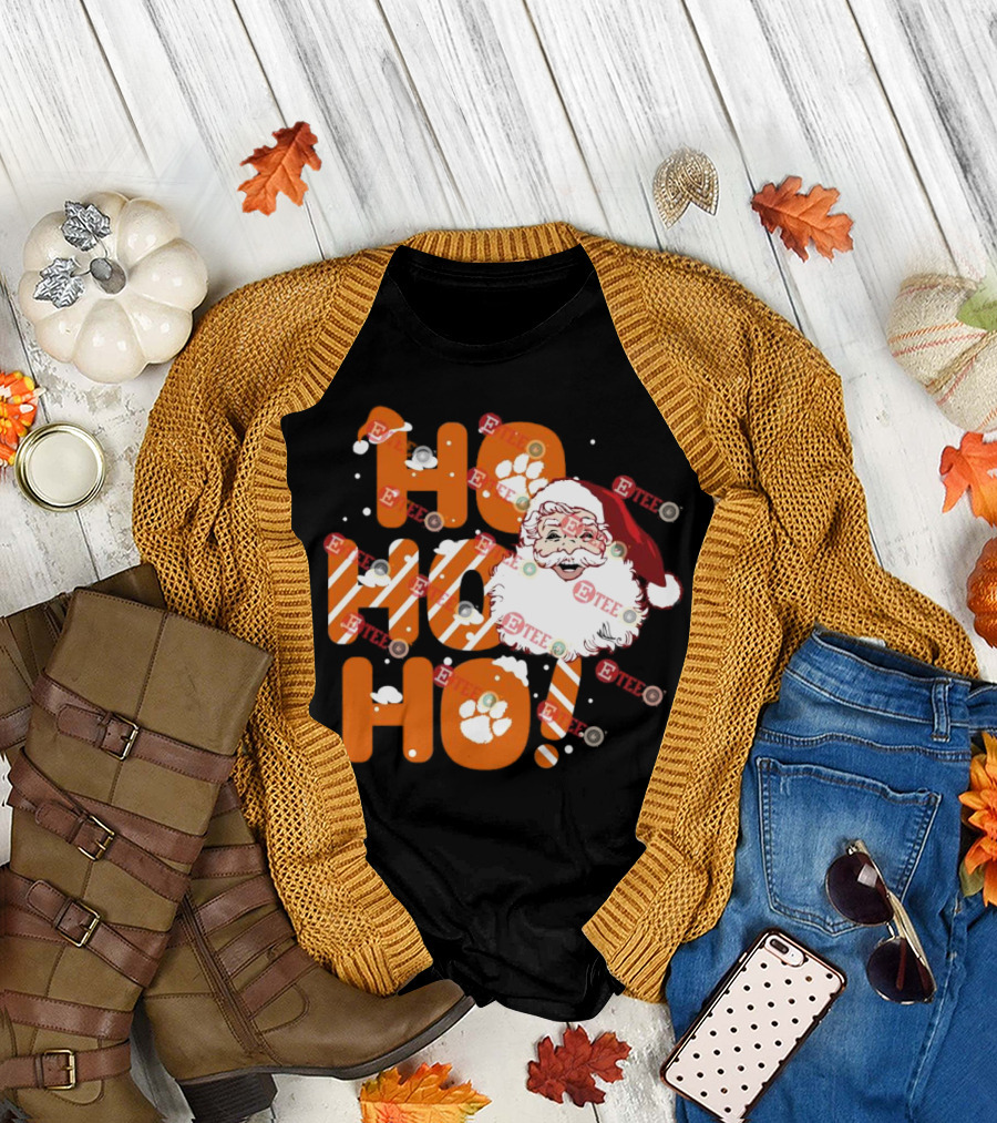 Clemson Tigers Santa Claus Ho Ho Ho Christmas Paw Print Snowflakes T-Shirt