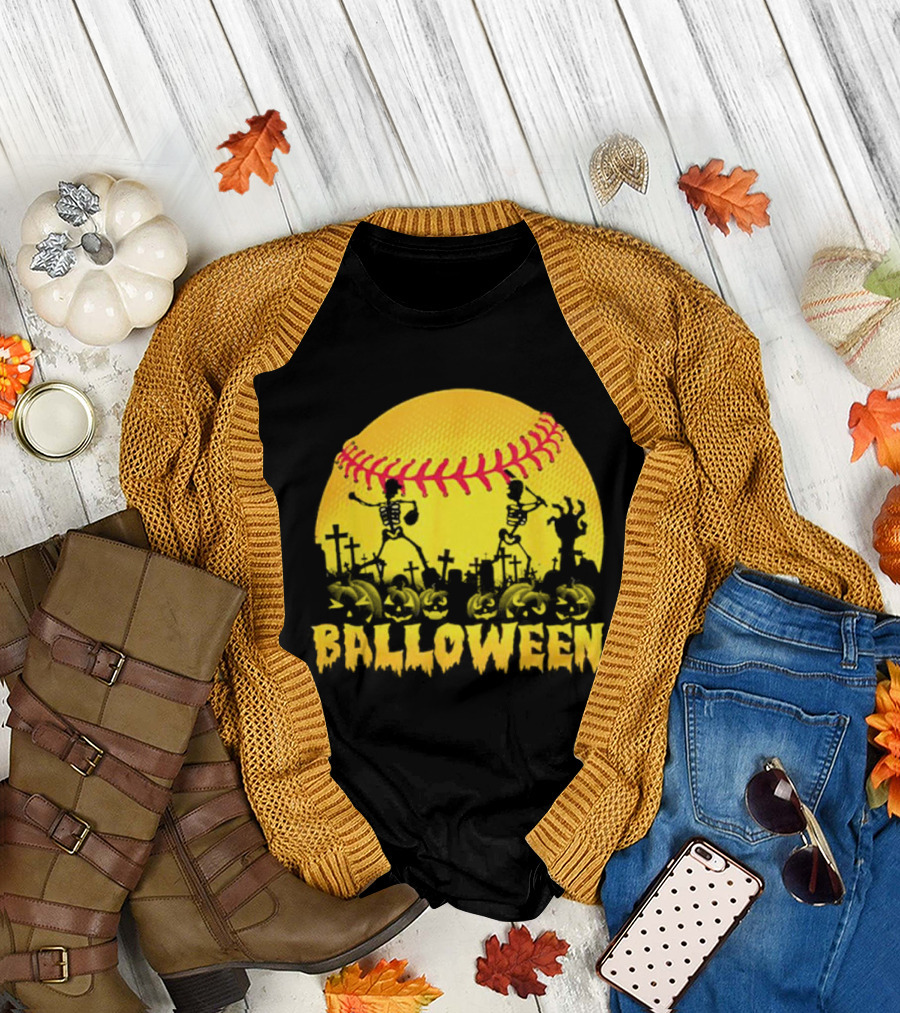 Balloween Softball Halloween Pumpkin Skeletons Graveyard T-Shirt