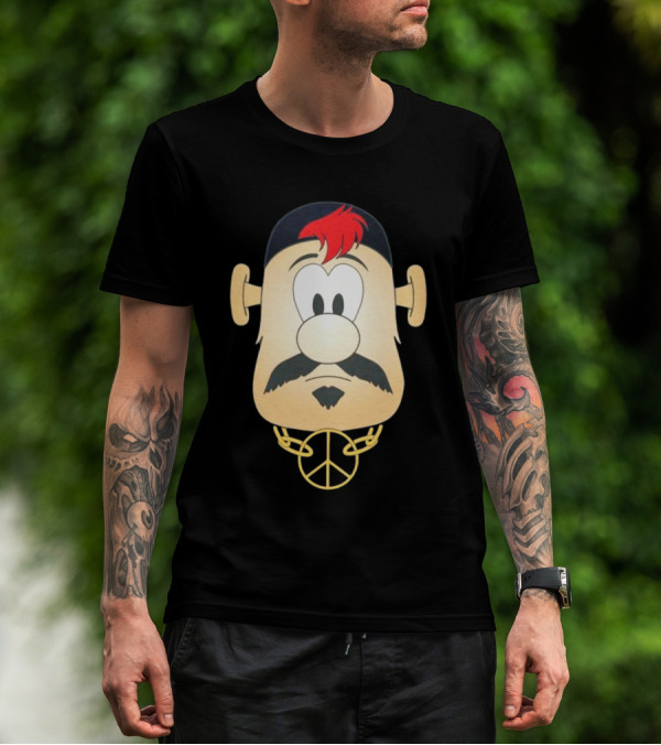 Blooper Strider Cartoon Face With Peace Necklace T-Shirt