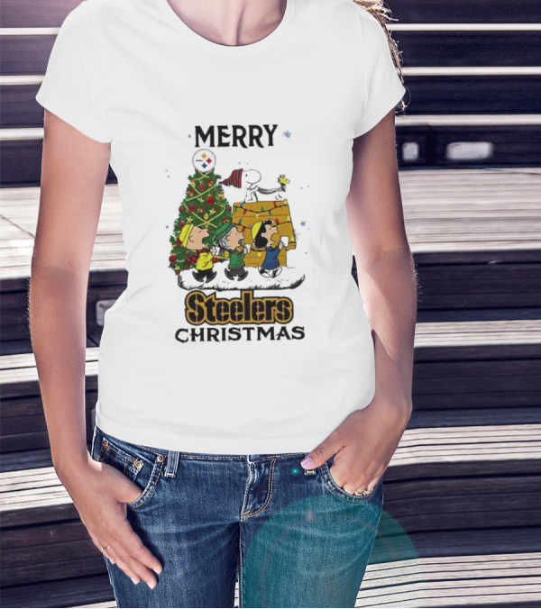 Merry Christmas Pittsburgh Steelers Peanuts Characters T-Shirt