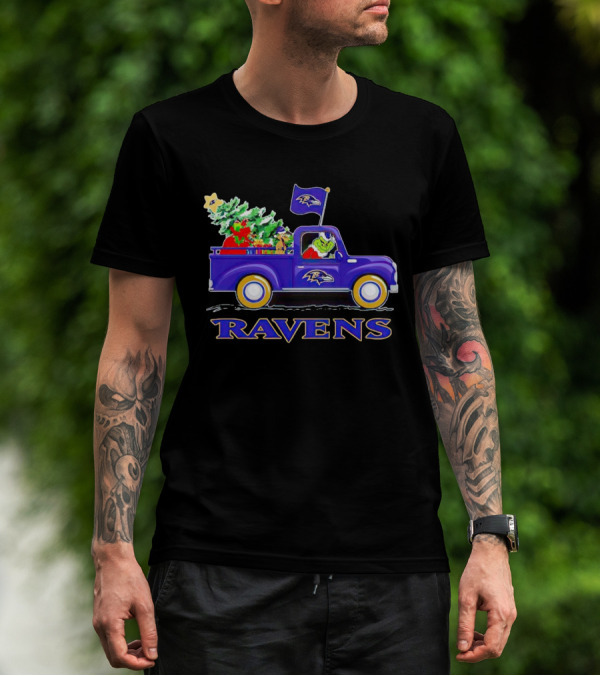 Grinch Driving Baltimore Ravens Christmas Truck T-Shirt