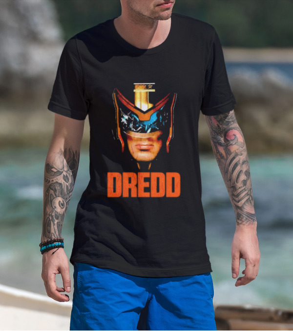 Judge Dredd Helmet Vintage Retro Dredd T-Shirt