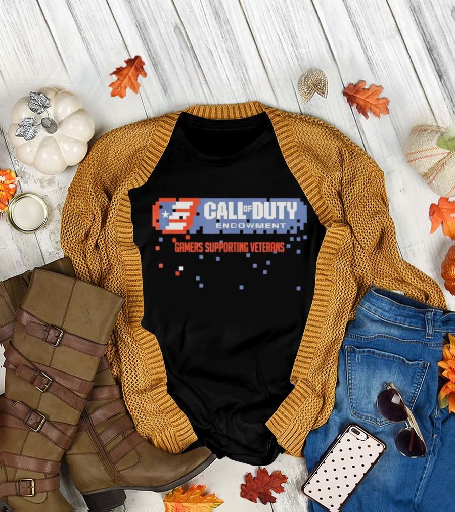 Call of Duty Endowment Gamers Supporting Veterans Pixelated American Flag T-Shirt