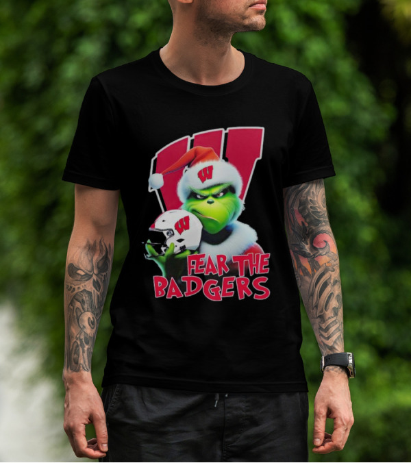 Grinch Fear The Badgers Wisconsin Christmas Football T-Shirt