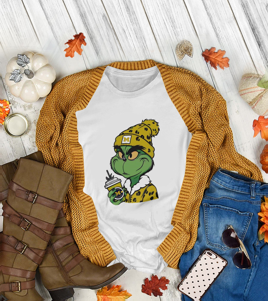 Grinch Boujee Michigan Wolverines M Logo Winter Outfit Coffee Cup T-Shirt
