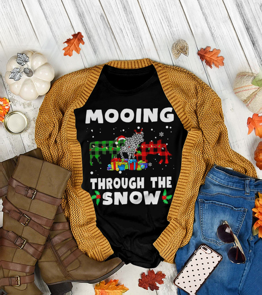 Mooing Through the Snow Christmas Plaid Cows with Presents T-Shirt