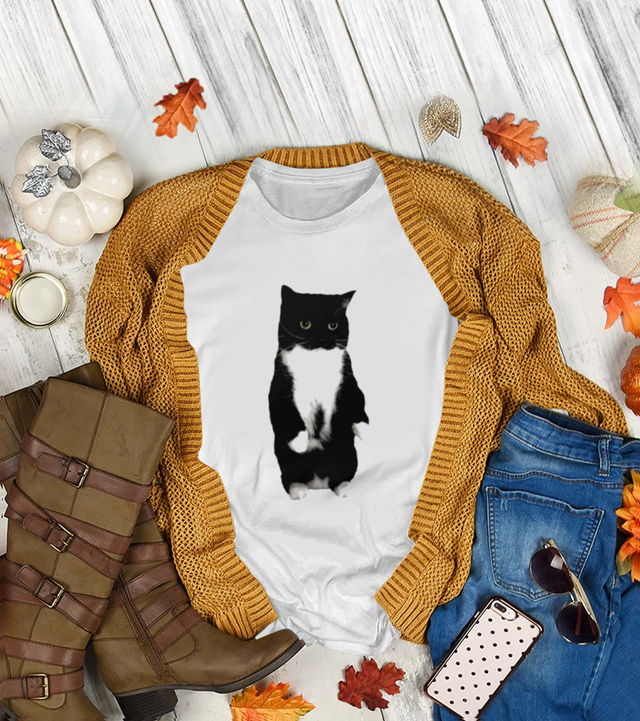 Cat Unico Uniuni Black and White Standing Cat T-Shirt