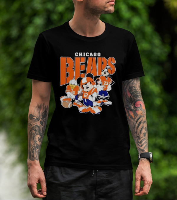 Chicago Bears Mickey Donald Goofy Football Team T-Shirt