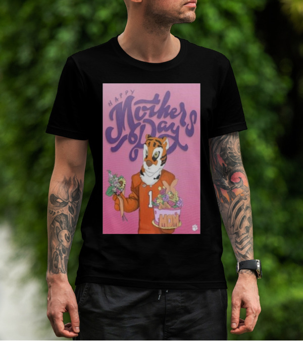 Clemson Tigers Mother's Day Celebration With Bouquet And Mom Cake T-Shirt