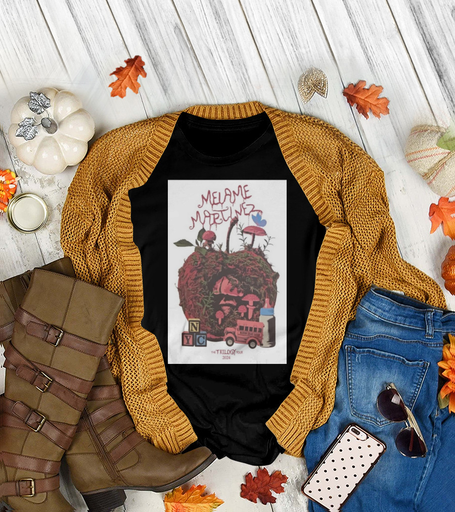 Melanie Martinez The Portals Tour NYC 2024 Apple Bus Blocks T-Shirt