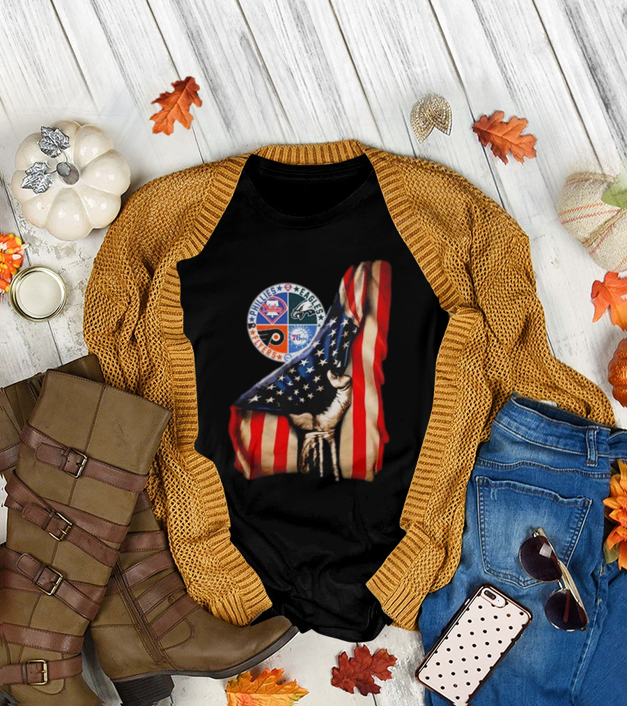 Philadelphia Phillies Eagles Flyers 76ers Hand Pulling American Flag T-Shirt