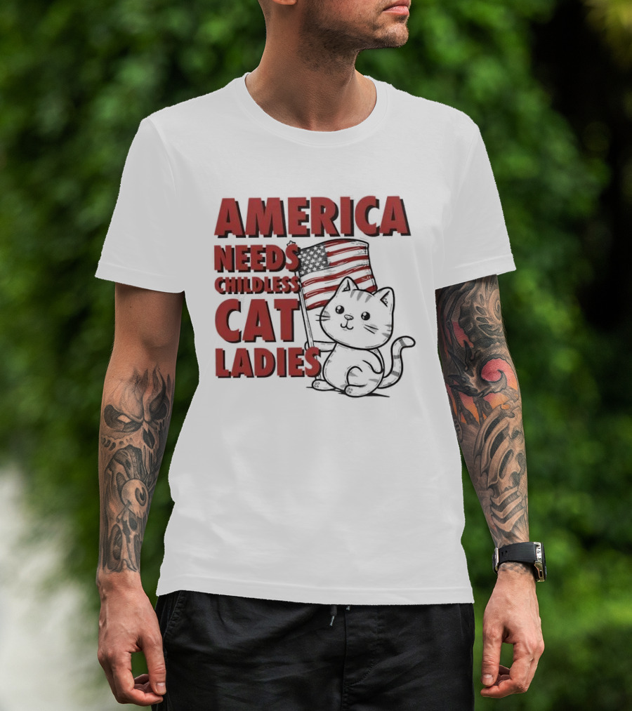America Needs Childless Cat Ladies Cat With American Flag T-Shirt