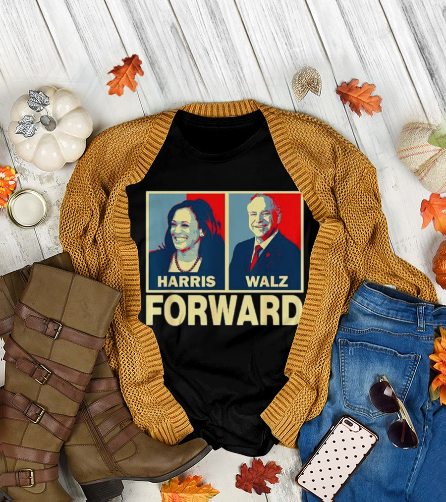 Harris Walz Forward Election Campaign Portraits T-Shirt