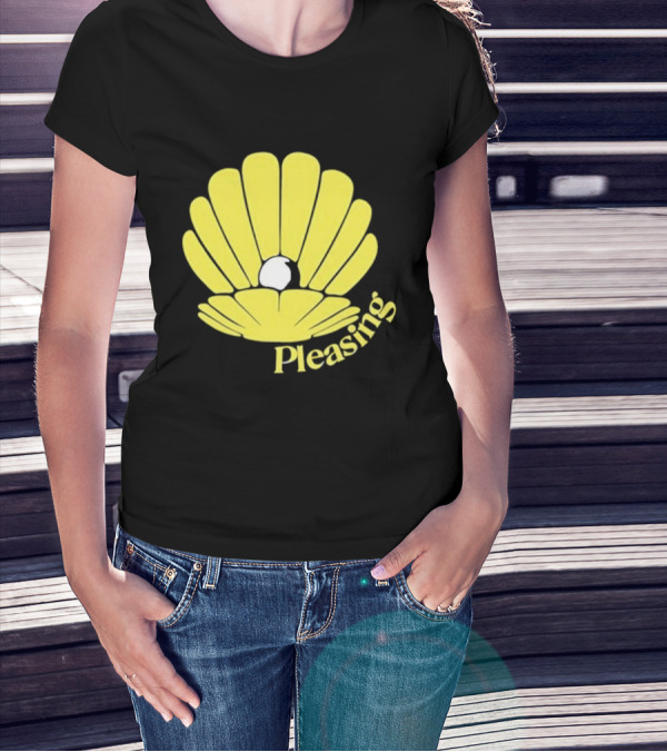 Pleasing Clam Yellow Shell With Pearl T-Shirt