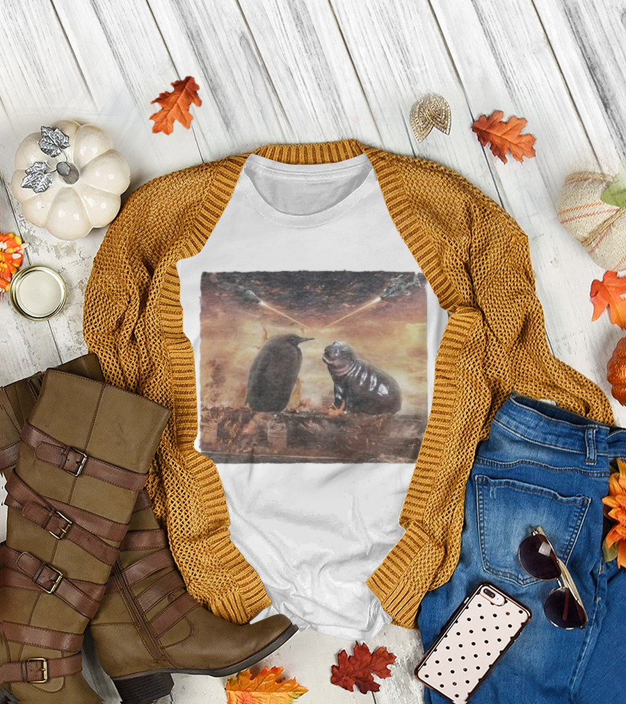 Baby Pesto Penguin Standoff with Moo Deng Amidst Battling Spaceships T-Shirt