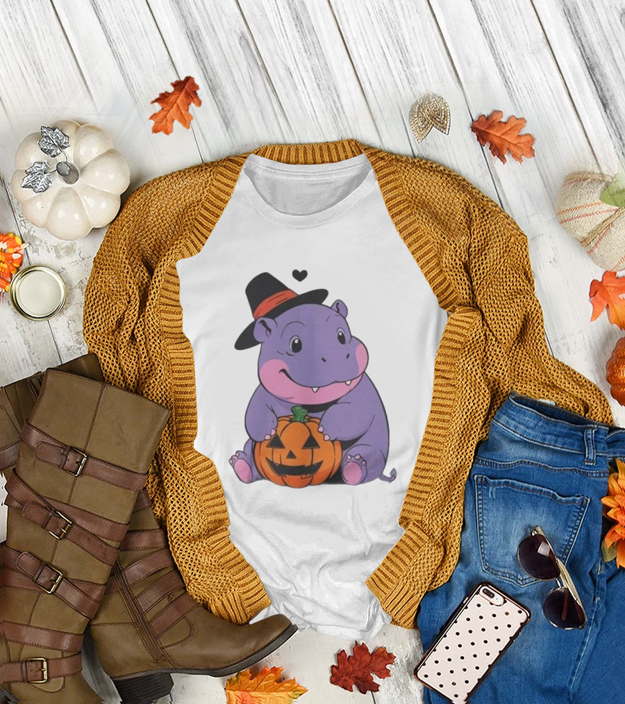 Moo Deng Halloween 2024 Purple Hippo Witch Hat Pumpkin T-Shirt