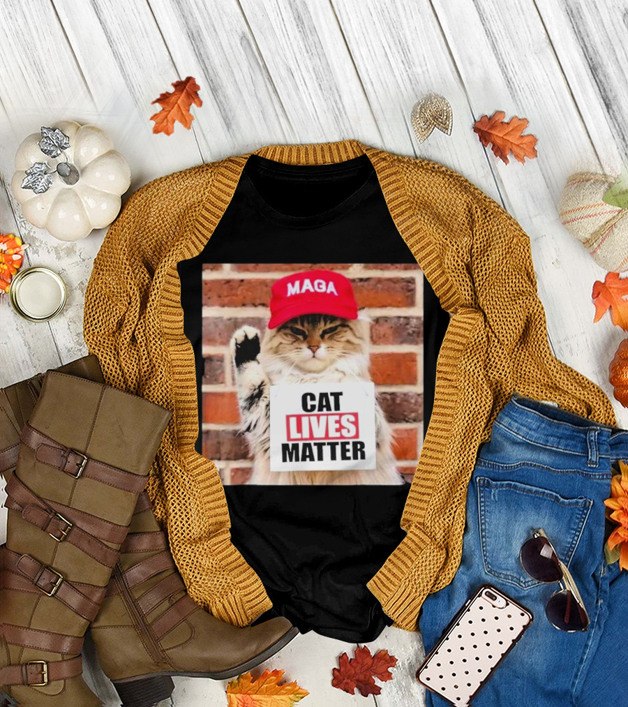 MAGA Cat Lives Matter Trump 2024 Make Cats Safe Again T-Shirt