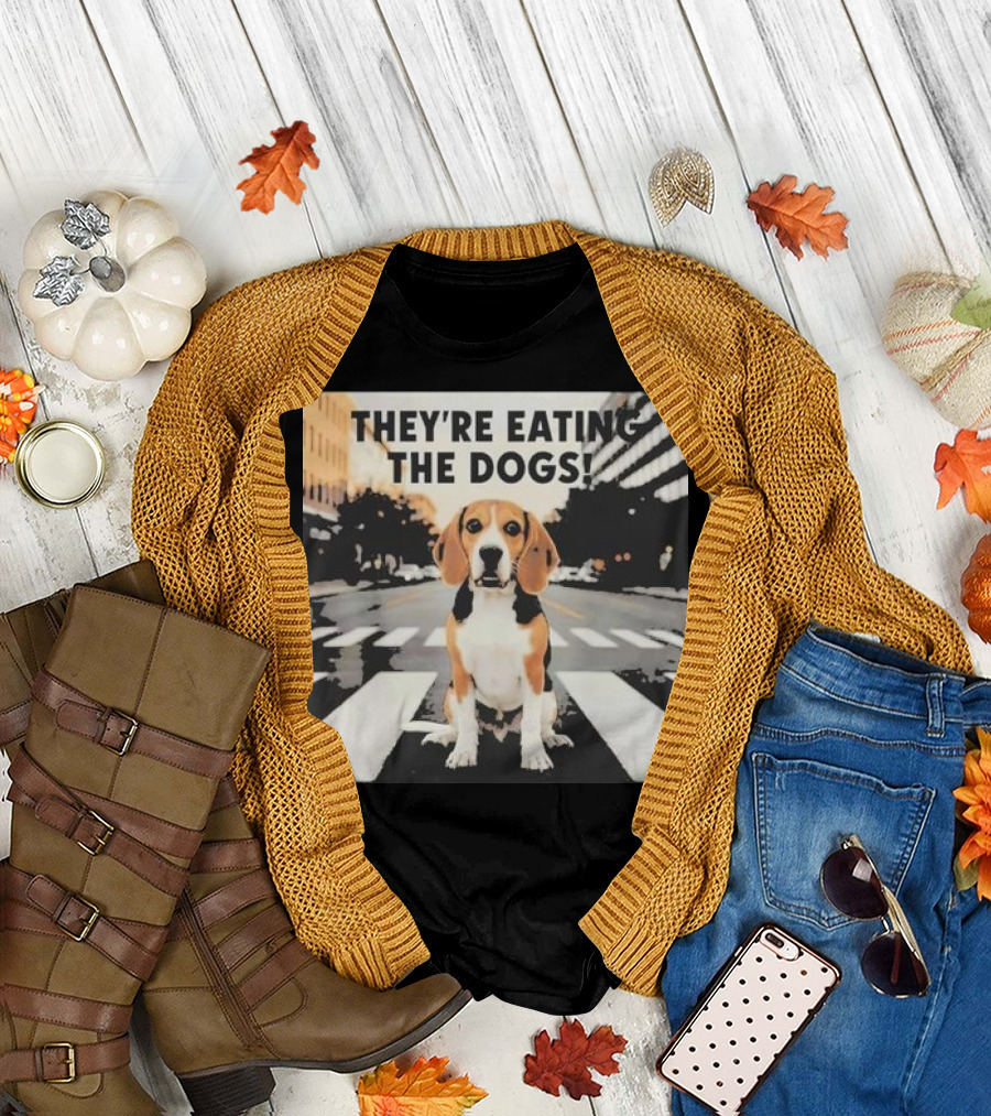They’re Eating The Dogs Beagle on Crosswalk Funny Trump T-Shirt