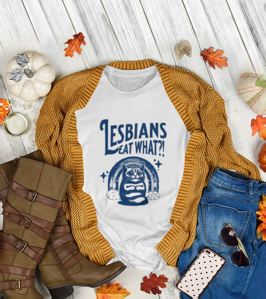 Cat With Lesbians Eat What? T-Shirt