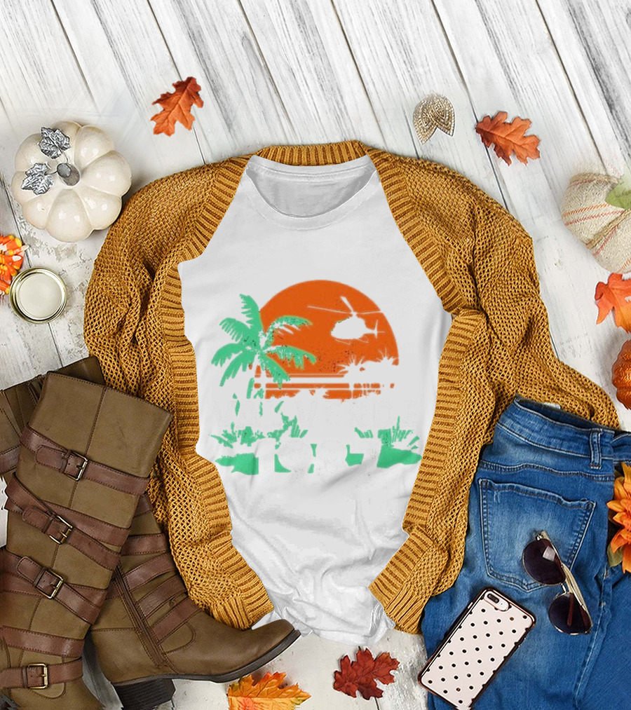 Val Verde 1987 Sunset Palm Trees Helicopter Scene T-Shirt