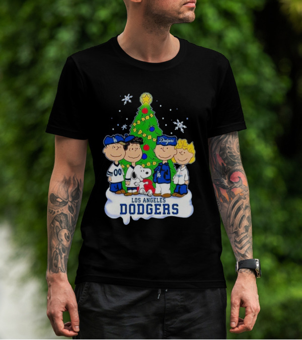 Christmas With Snoopy Los Angeles Dodgers Peanuts Characters And Tree T-Shirt