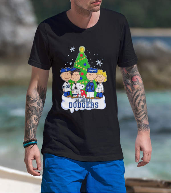 Christmas With Snoopy Los Angeles Dodgers Peanuts Characters And Tree T-Shirt