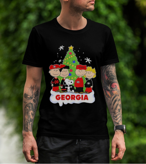 Georgia Bulldogs Snoopy And Friends Christmas T-Shirt