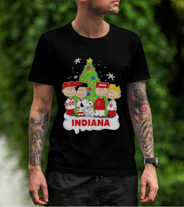 Indiana Hoosiers Snoopy Peanuts Christmas Tree Charlie Brown Lucy Linus T-Shirt