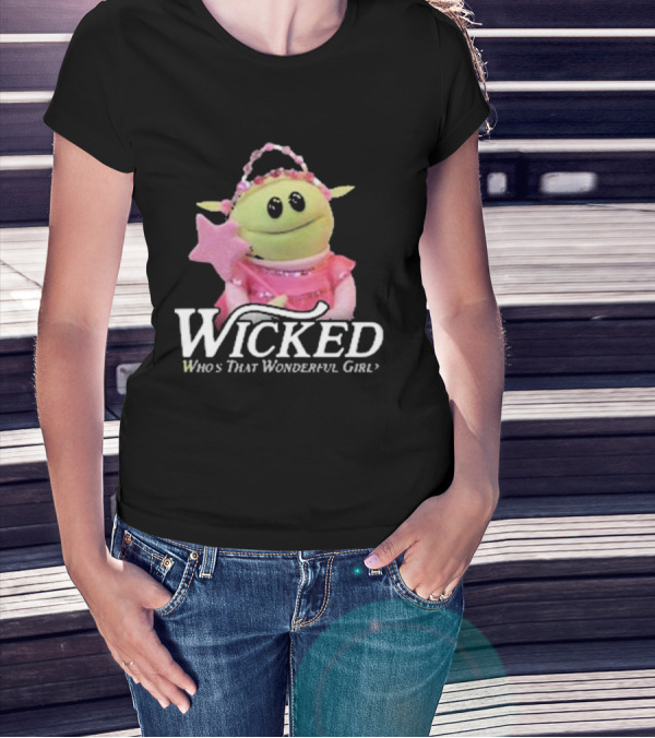 Wicked Who's That Wonderful Girl Alien Princess In Pink T-Shirt
