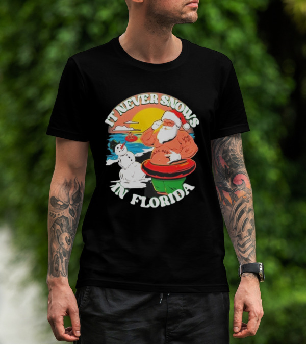 New Found Glory Santa Sunbathing It Never Snows In Florida T-Shirt