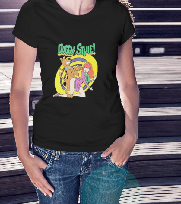 Scooby-Doo Doggy Style Daphne T-Shirt
