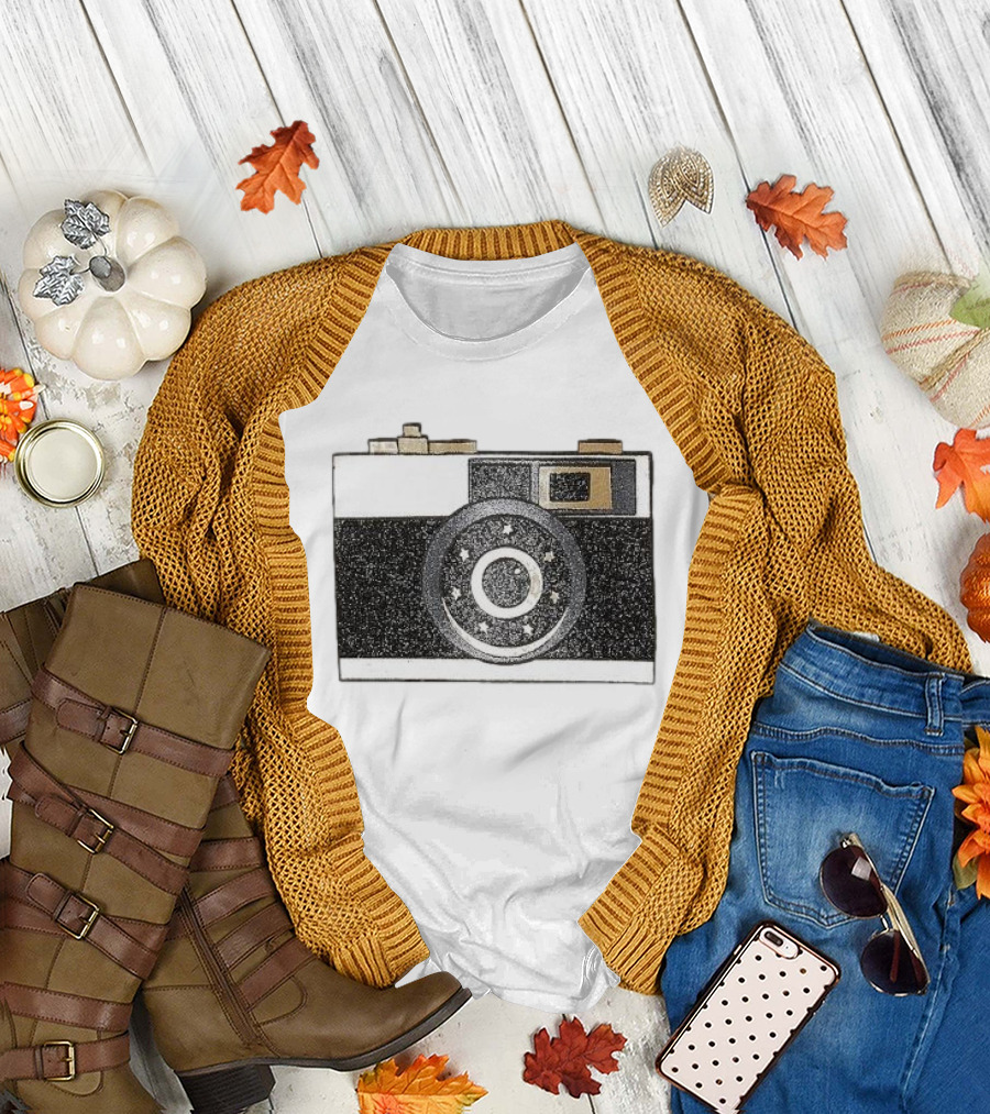 Sparkly Vintage Camera Design with Stars T-Shirt